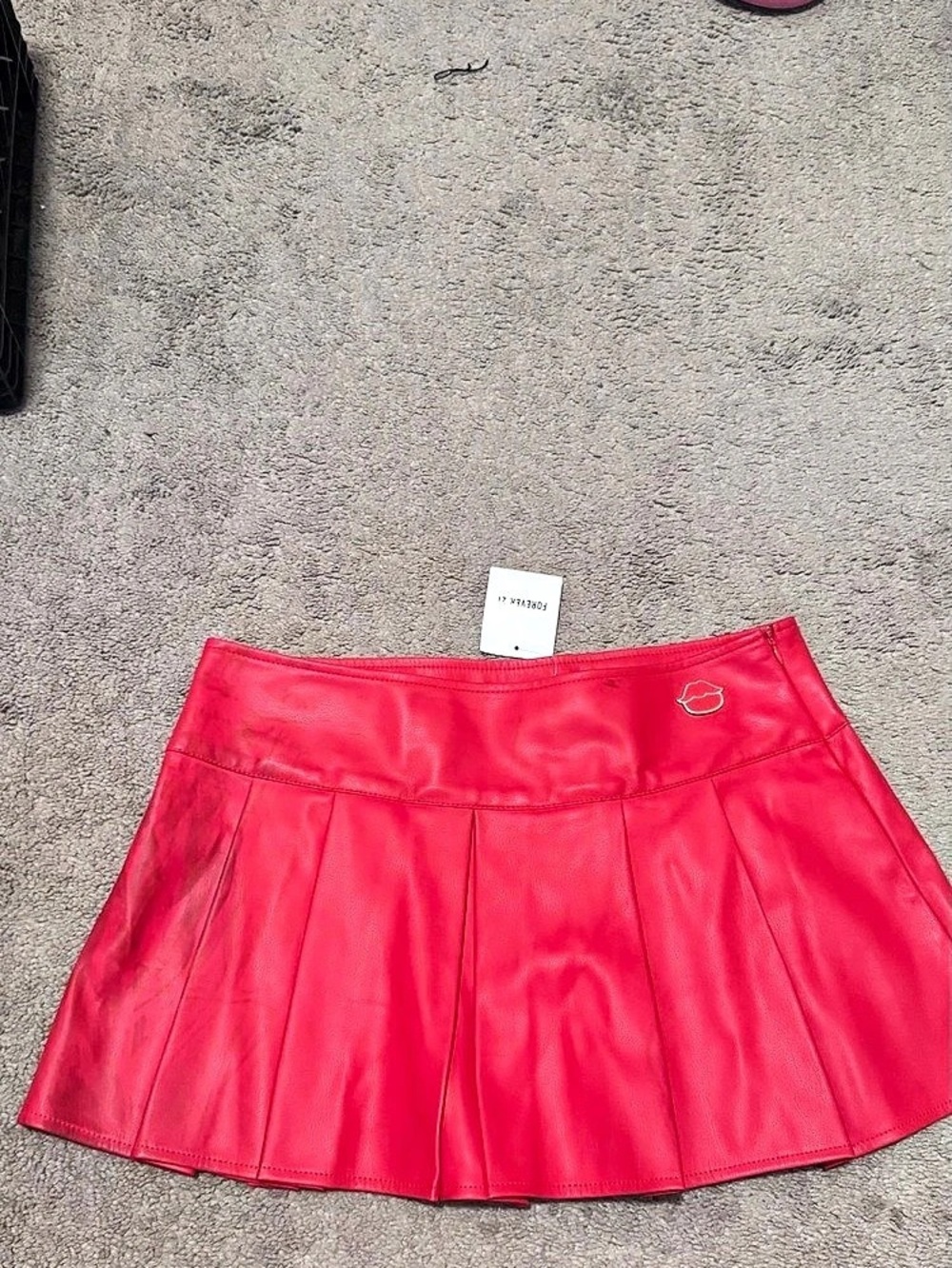 Forever 21 x Bratz Red Pleated Mini Skirt – Size Large
